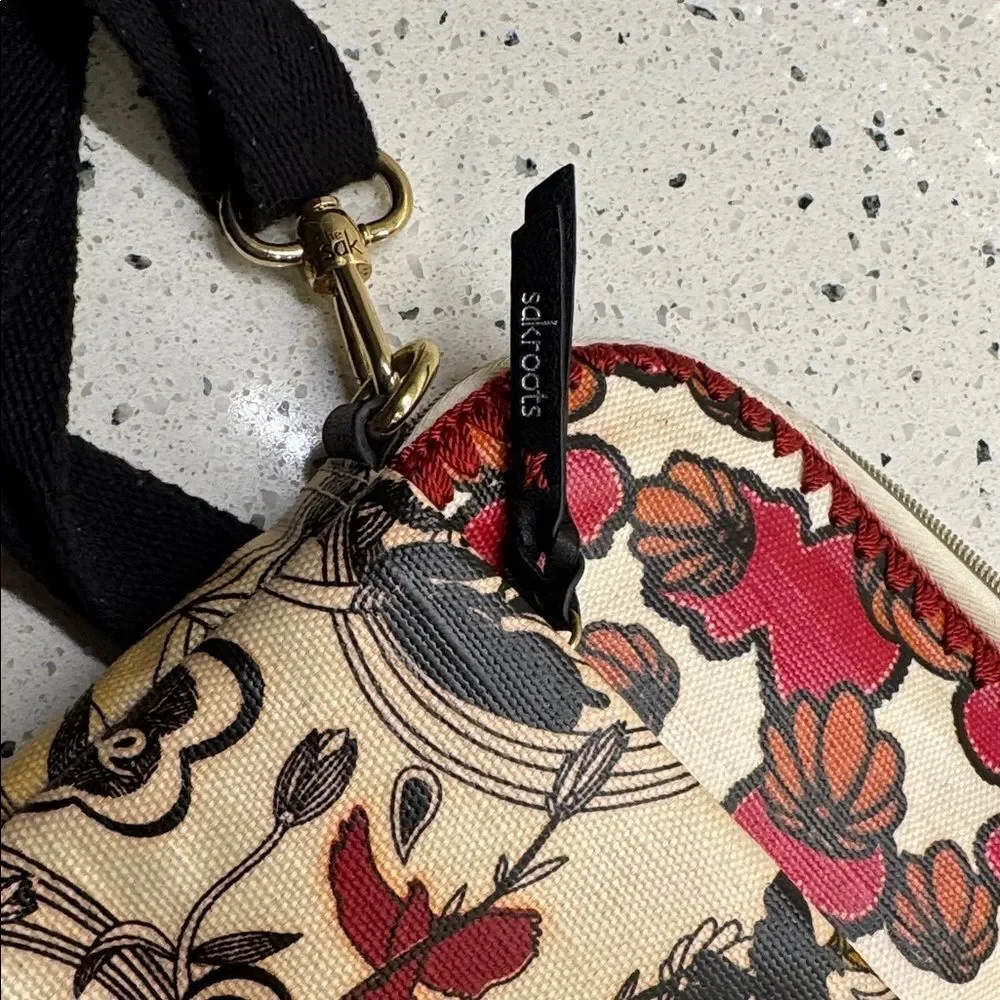 Sakroots Boho Chic Botanical Floral Laptop Case Crossbody Coated Canvas Bag EUC